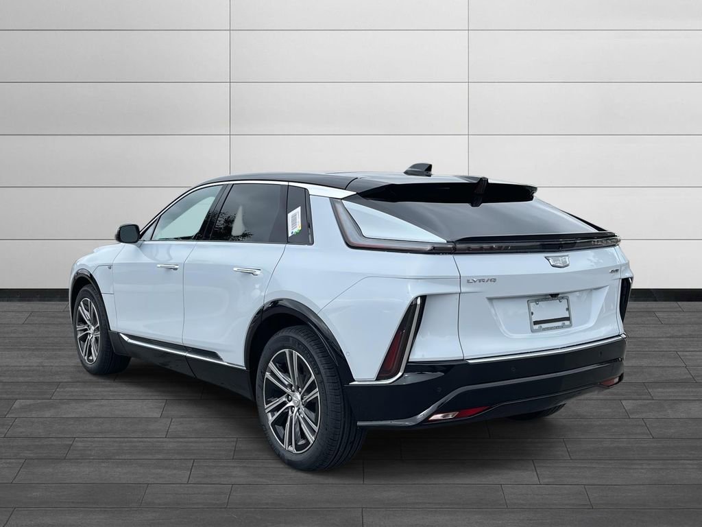 2026 Cadillac Lyriq Luxury photo 3