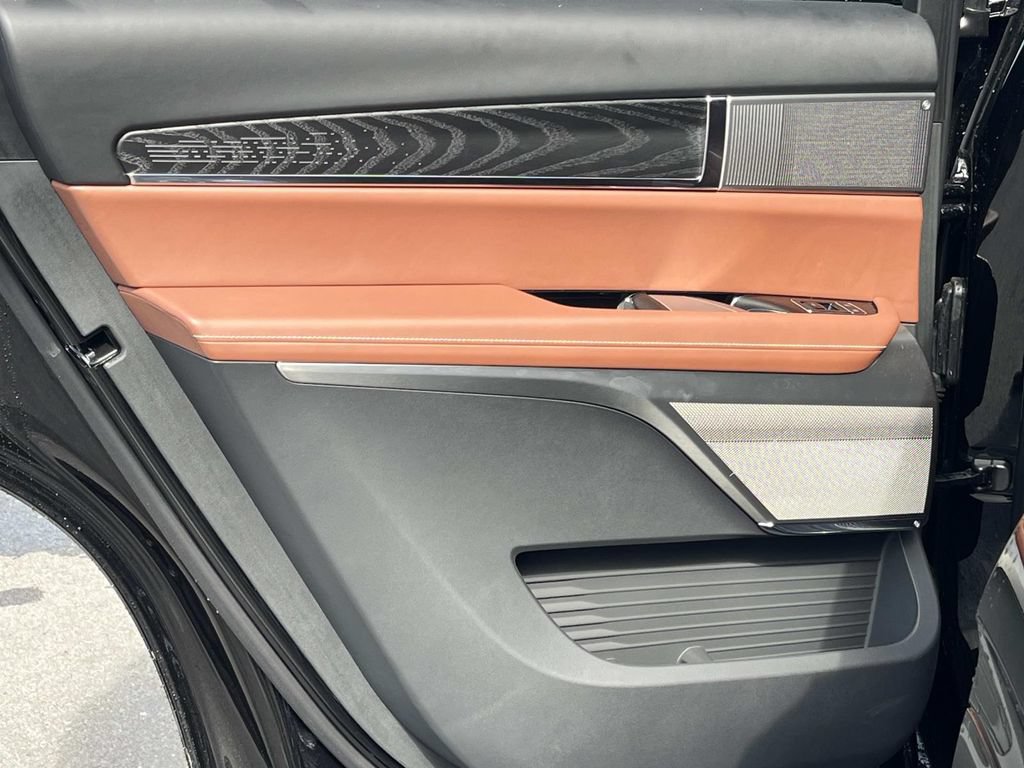 2026 Cadillac VISTIQ Platinum Sport - Photo 22