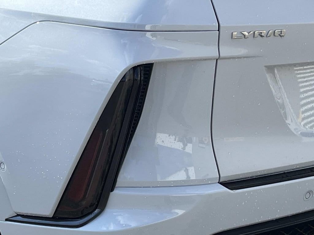 2026 Cadillac LYRIQ V - Photo 10