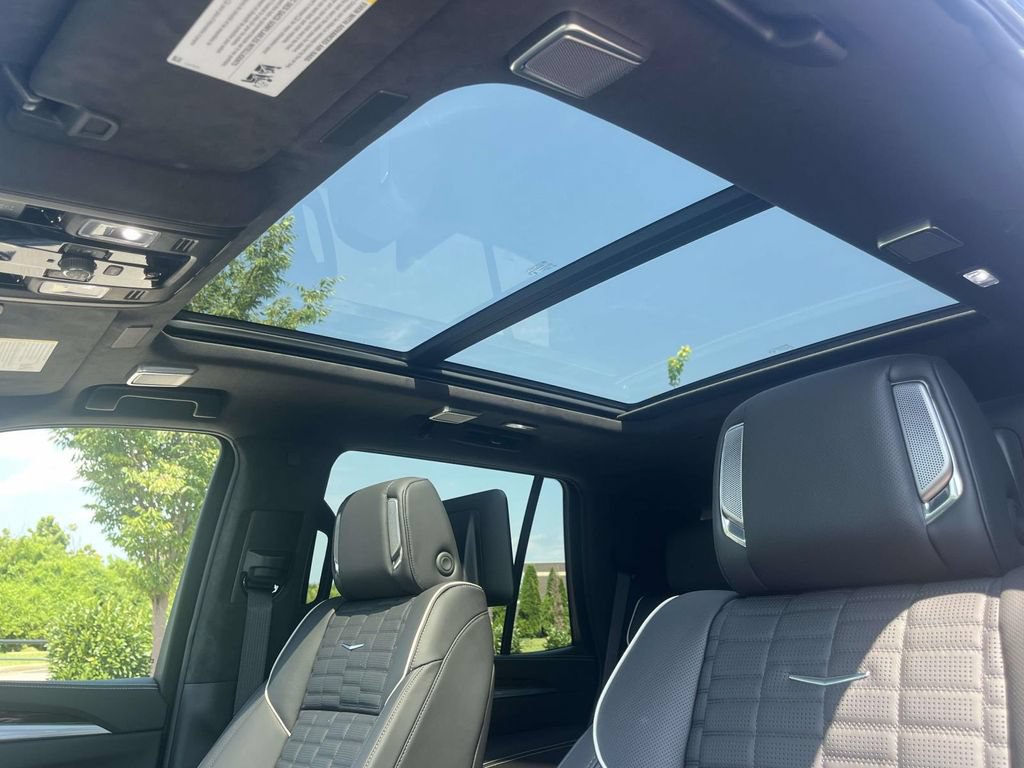 2026 Cadillac Escalade Platinum Sport - Photo 29