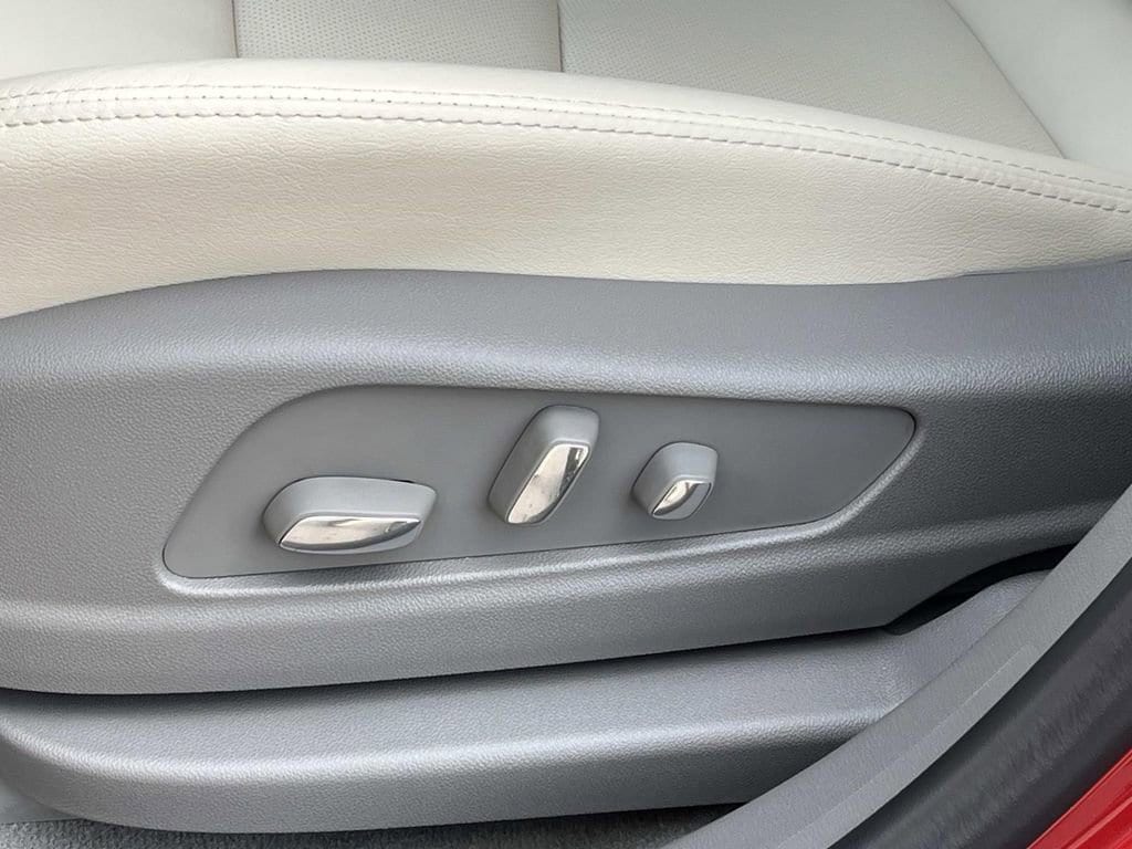 2026 Cadillac XT5 Premium Luxury - Photo 23