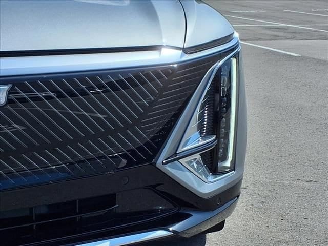 2025 Cadillac LYRIQ Luxury 2 - Photo 9