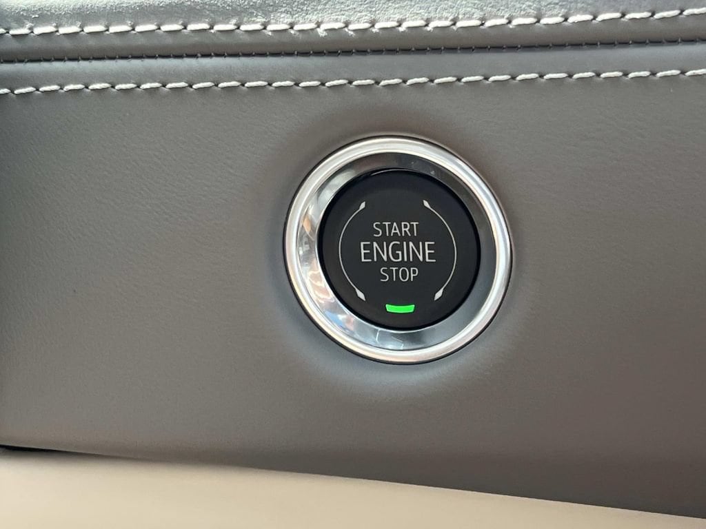 2026 Cadillac Escalade Platinum Sport - Photo 36