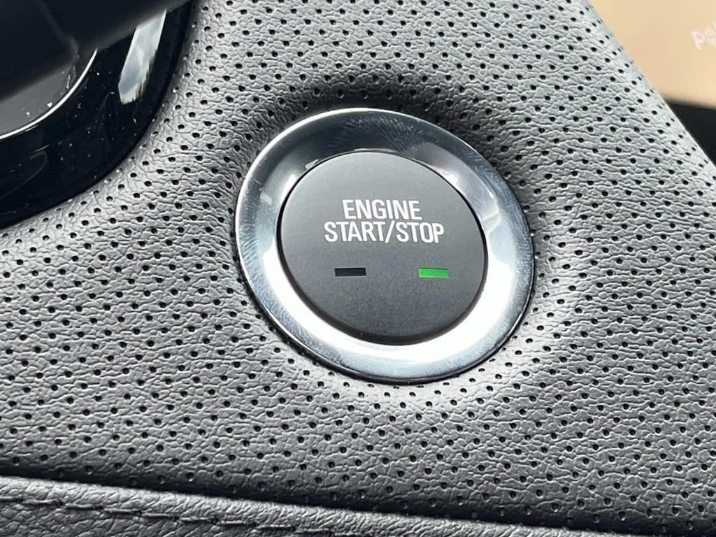 2025 Cadillac XT5 Sport - Photo 33