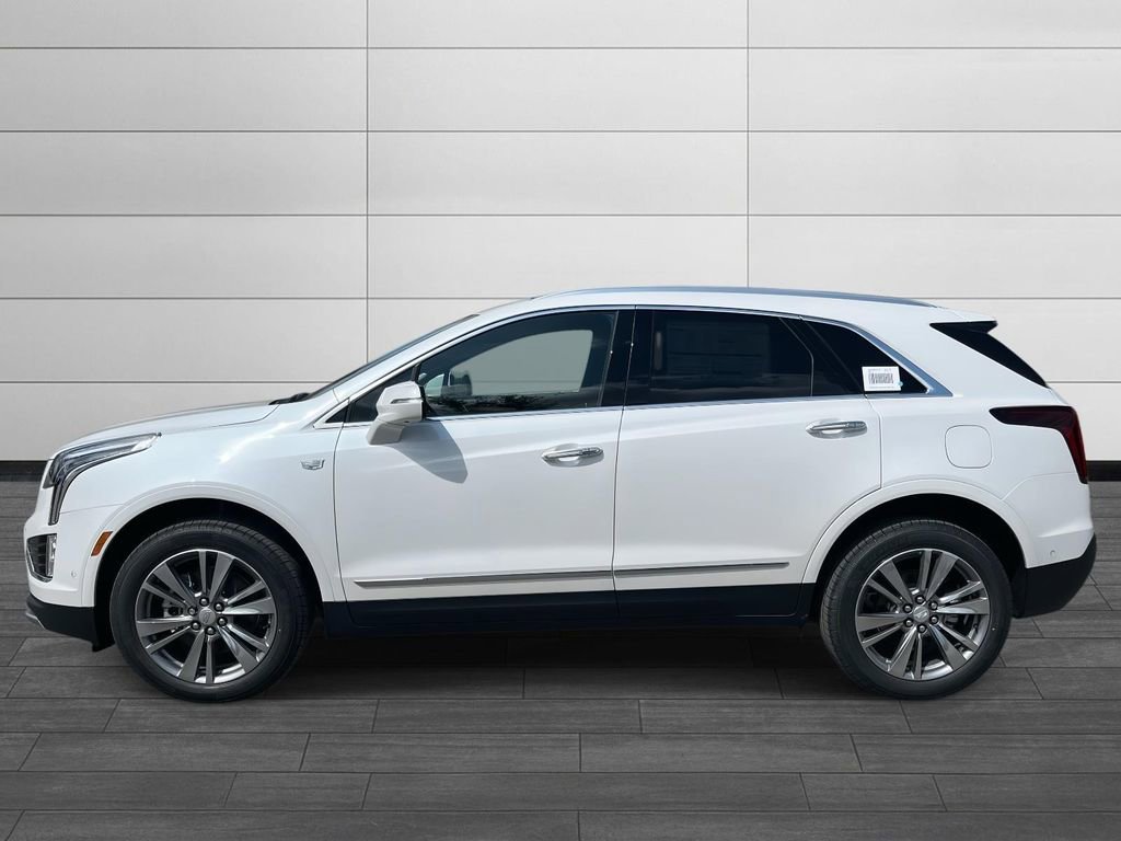 2025 Cadillac XT5 Premium Luxury photo 2