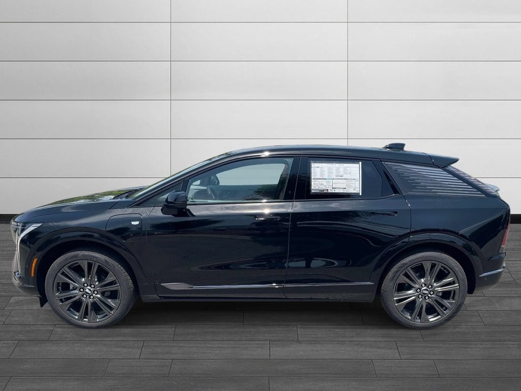 2027 Cadillac OPTIQ Premium Sport - Photo 2