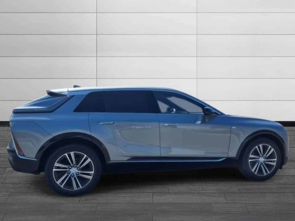 2025 Cadillac LYRIQ Luxury 2 - Photo 6