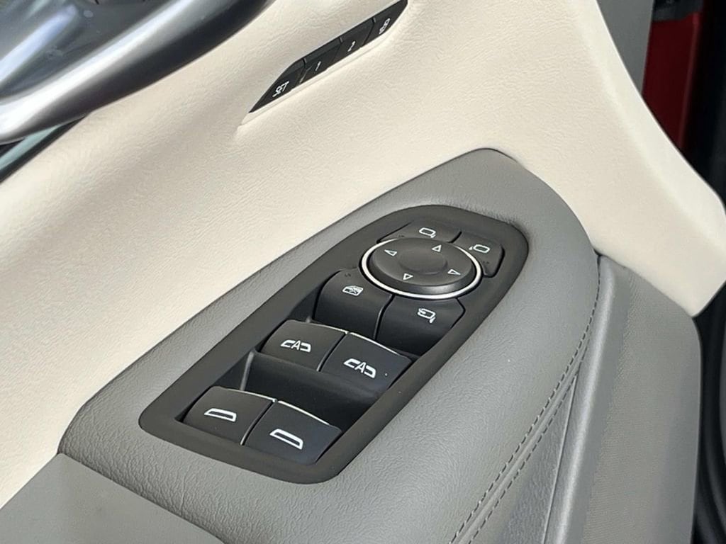 2026 Cadillac XT5 Premium Luxury - Photo 25