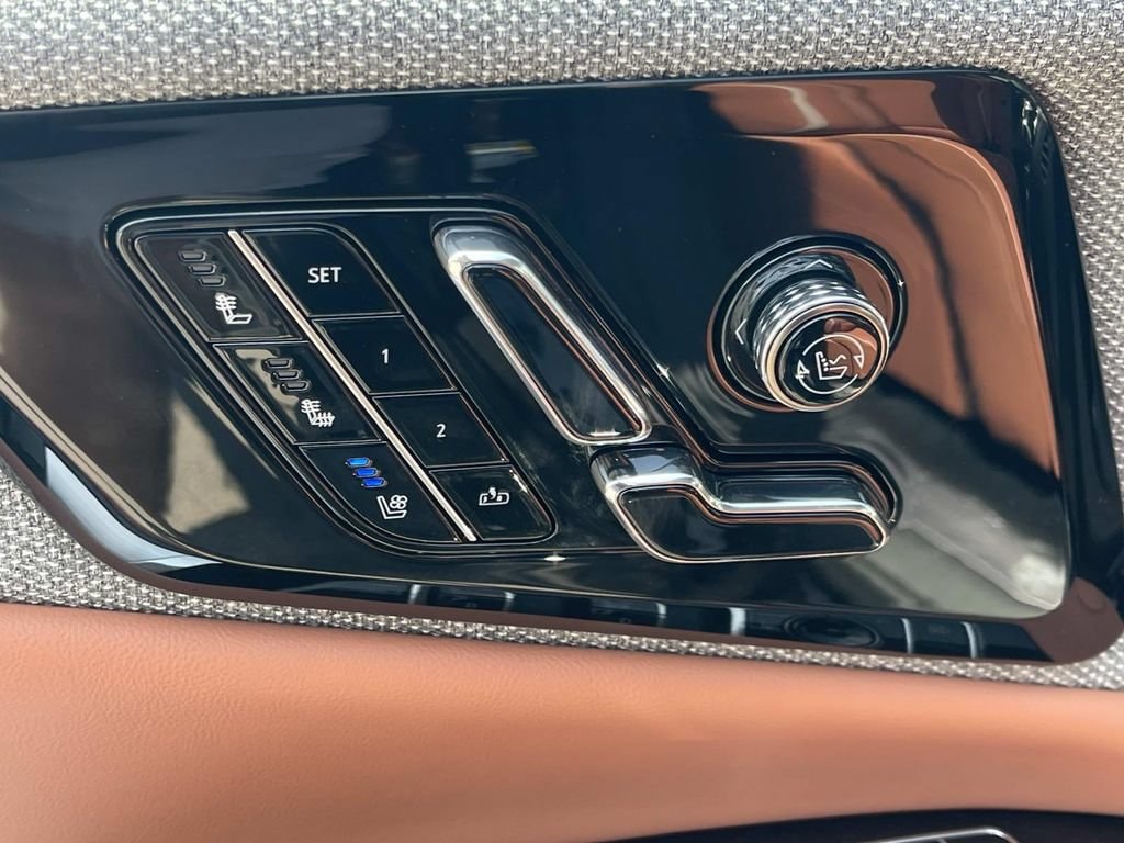 2027 Cadillac OPTIQ Premium Sport - Photo 24