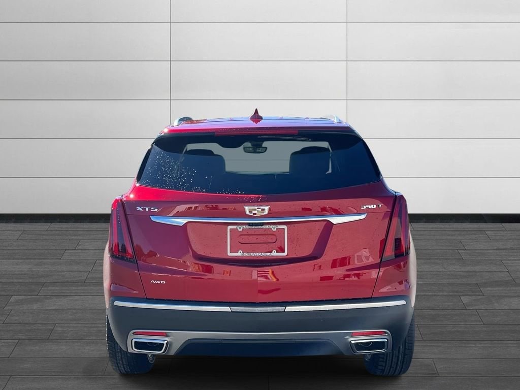 New 2025 CADILLAC XT5 Premium Luxury SUV