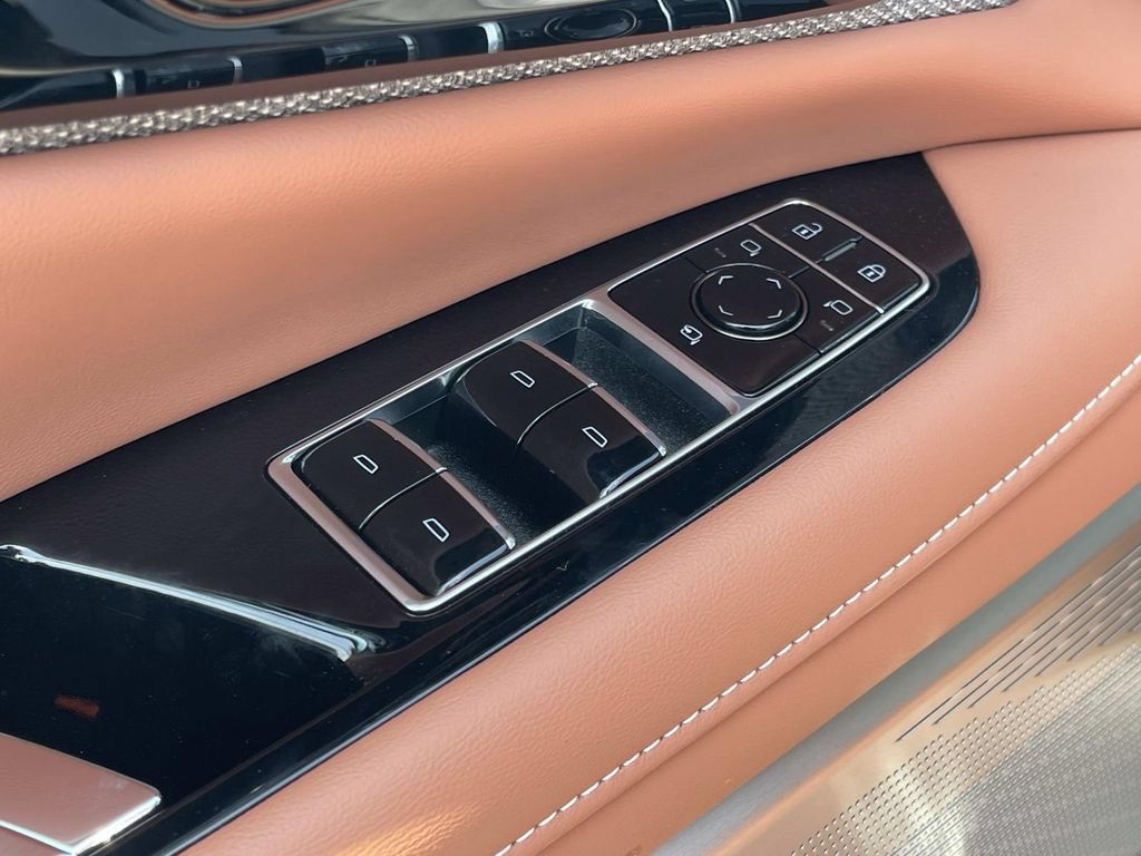 2027 Cadillac OPTIQ Premium Sport - Photo 23