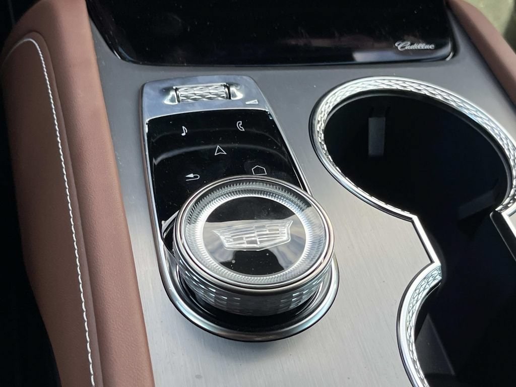 2026 Cadillac VISTIQ Platinum Sport - Photo 33