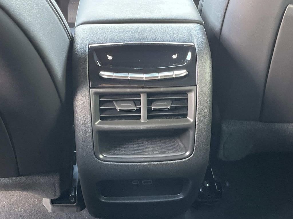 2026 Cadillac XT5 Premium Luxury - Photo 18