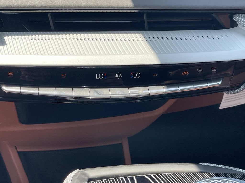 2027 Cadillac OPTIQ Premium Sport - Photo 28