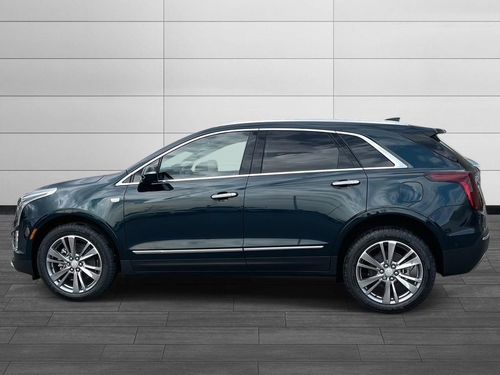 2026 Cadillac XT5 Premium Luxury photo 2