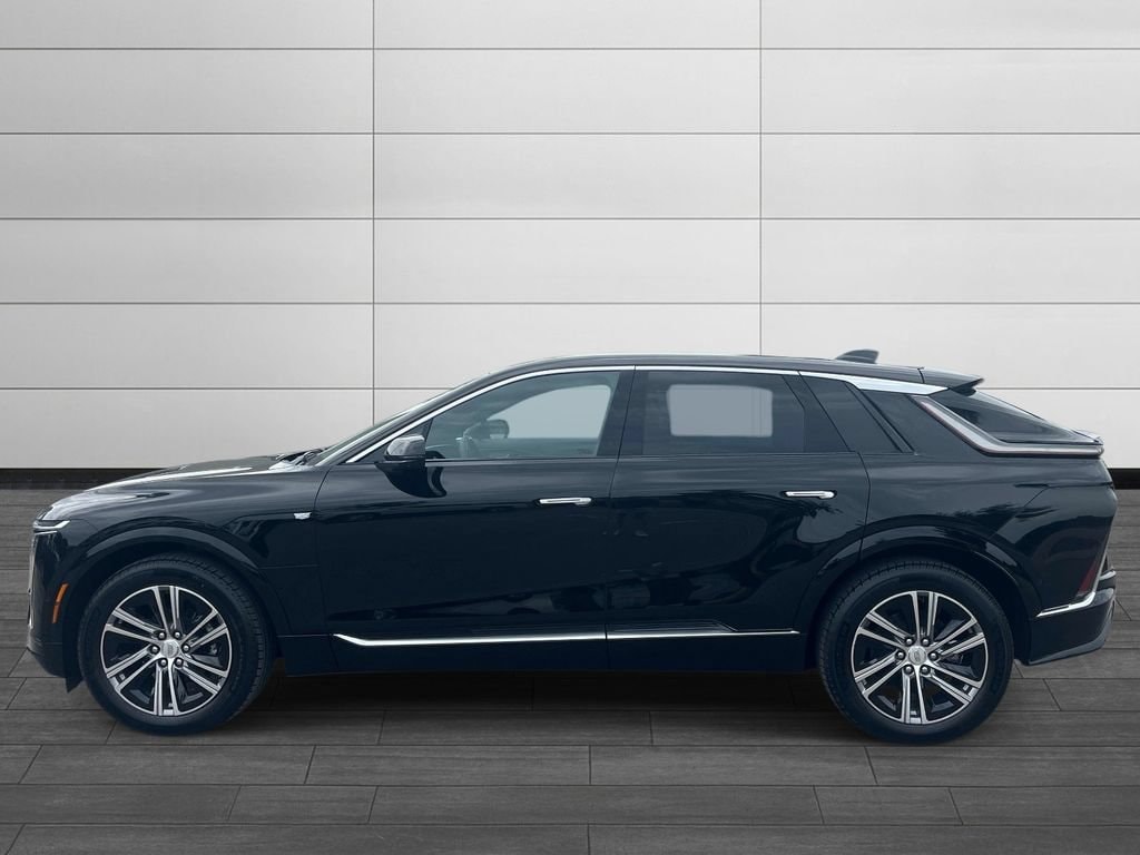 New 2027 CADILLAC LYRIQ Premium Luxury SUV