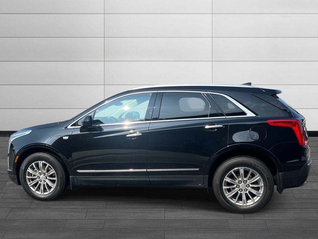 Used 2017 CADILLAC XT5 Luxury FWD SUV