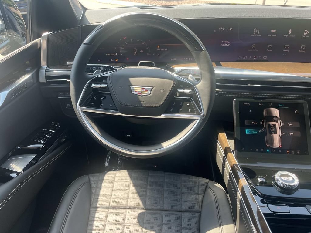 2026 Cadillac Escalade Platinum Sport - Photo 14