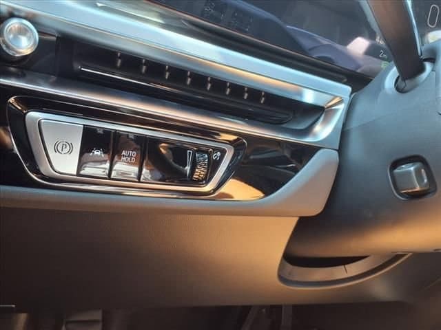 2025 Cadillac LYRIQ Luxury 2 - Photo 32