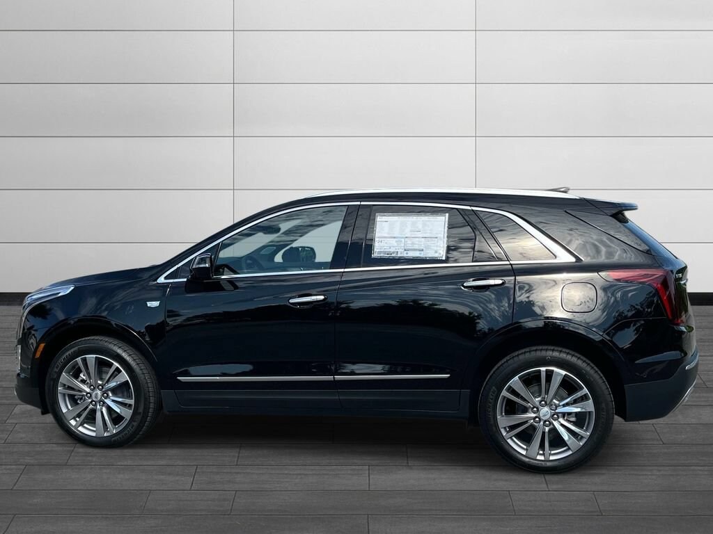 New 2026 CADILLAC XT5 Premium Luxury SUV