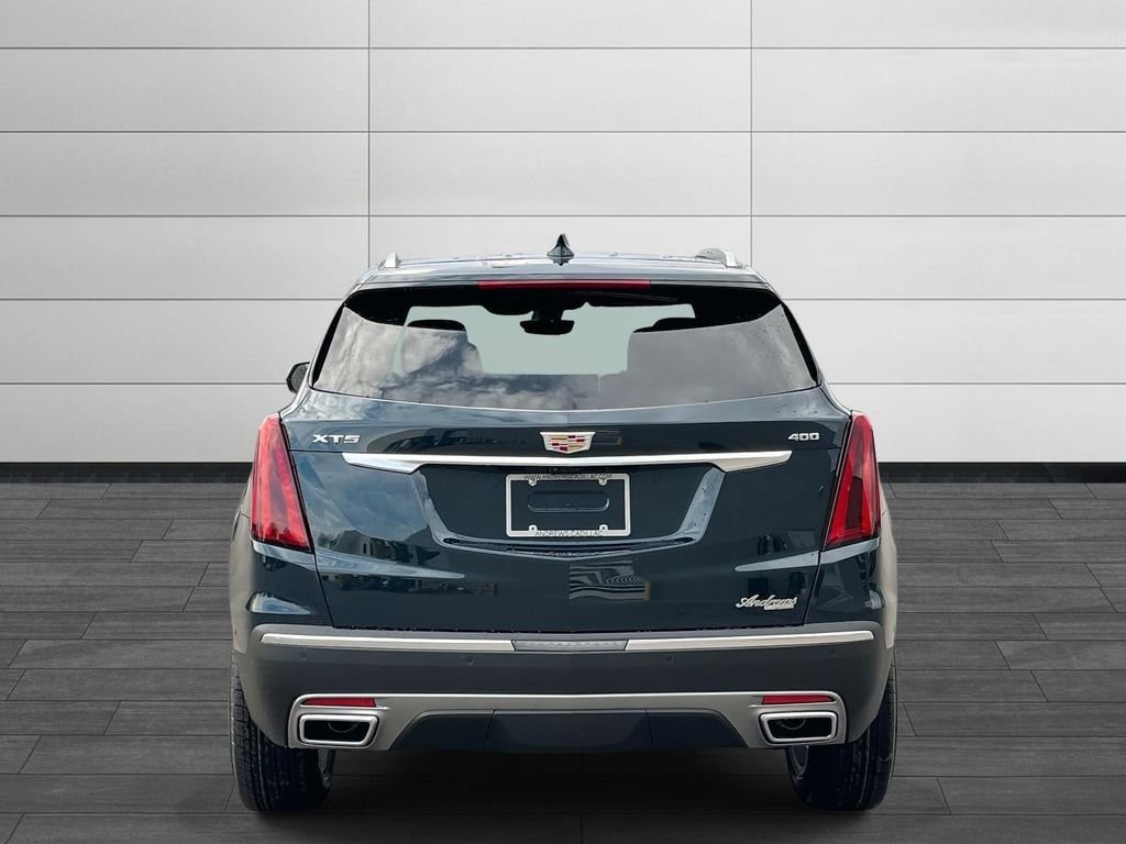 New 2026 CADILLAC XT5 Premium Luxury SUV