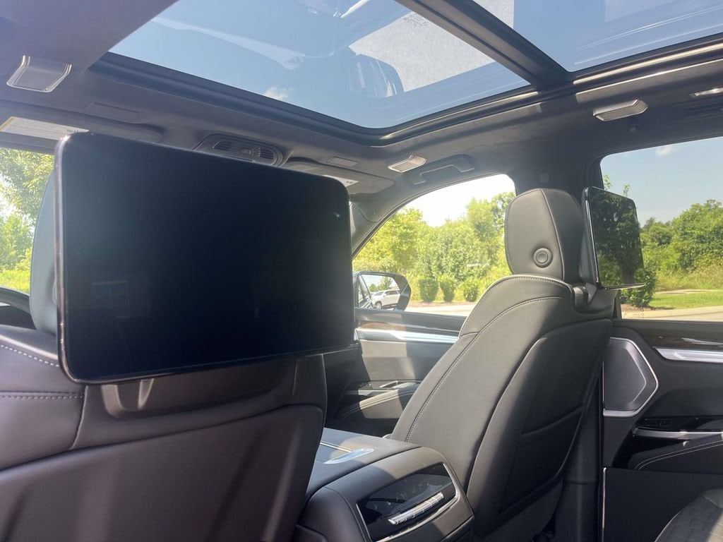 2026 Cadillac Escalade Platinum Sport - Photo 20