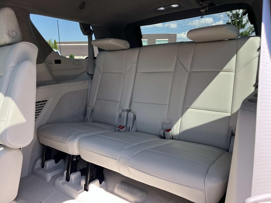 2026 Cadillac Escalade Platinum Sport - Photo 18