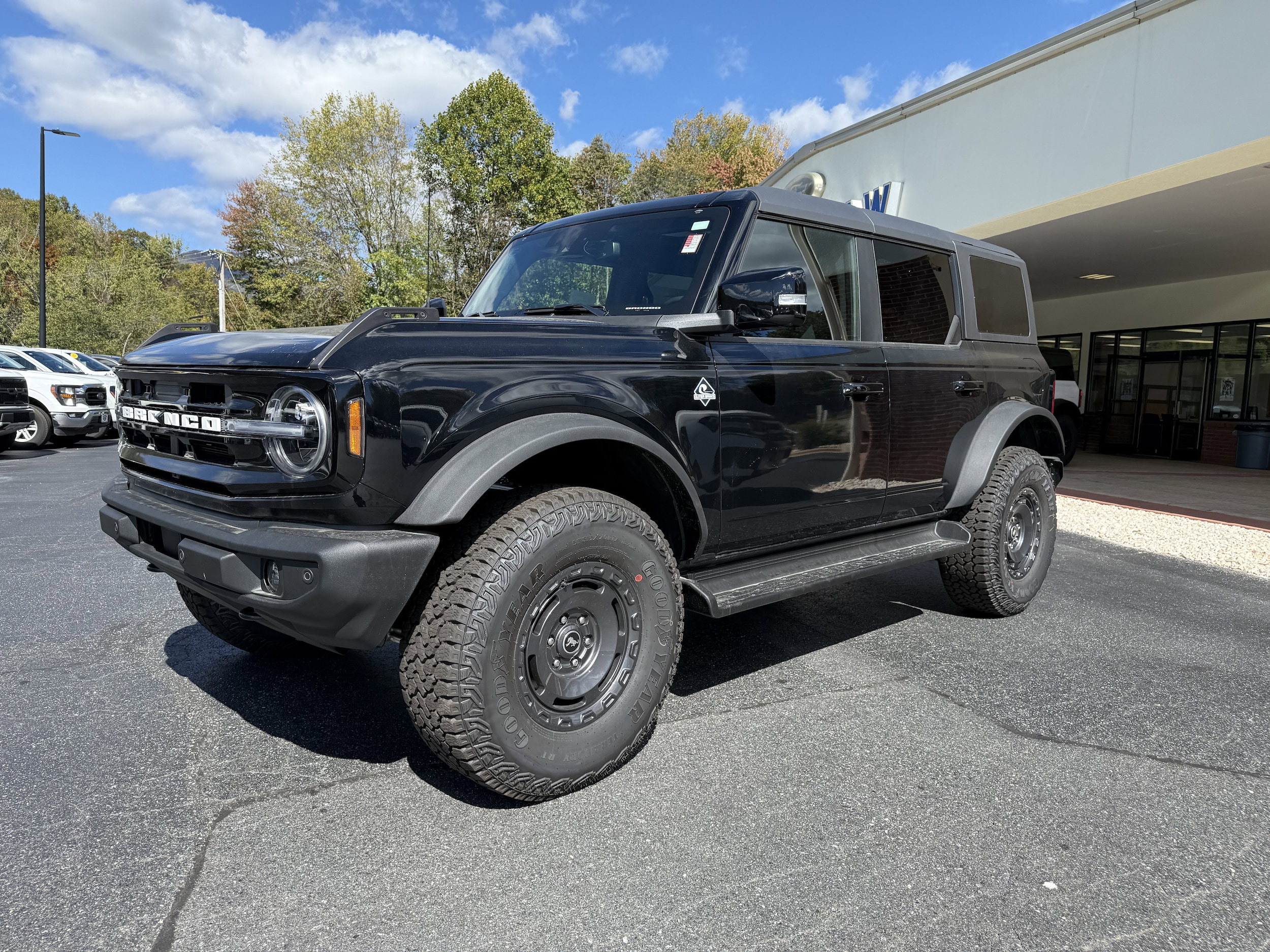 2025 Ford Bronco 4-Door Outer Banks - Photo 18