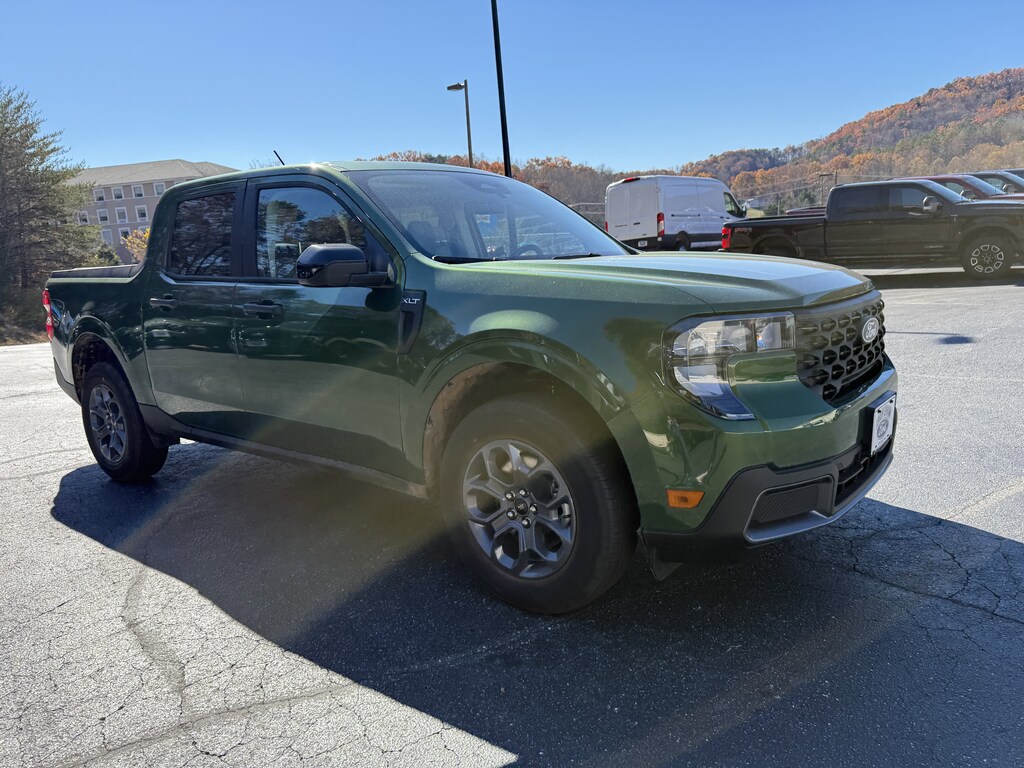 New 2025 Ford Maverick XLT TRUCK