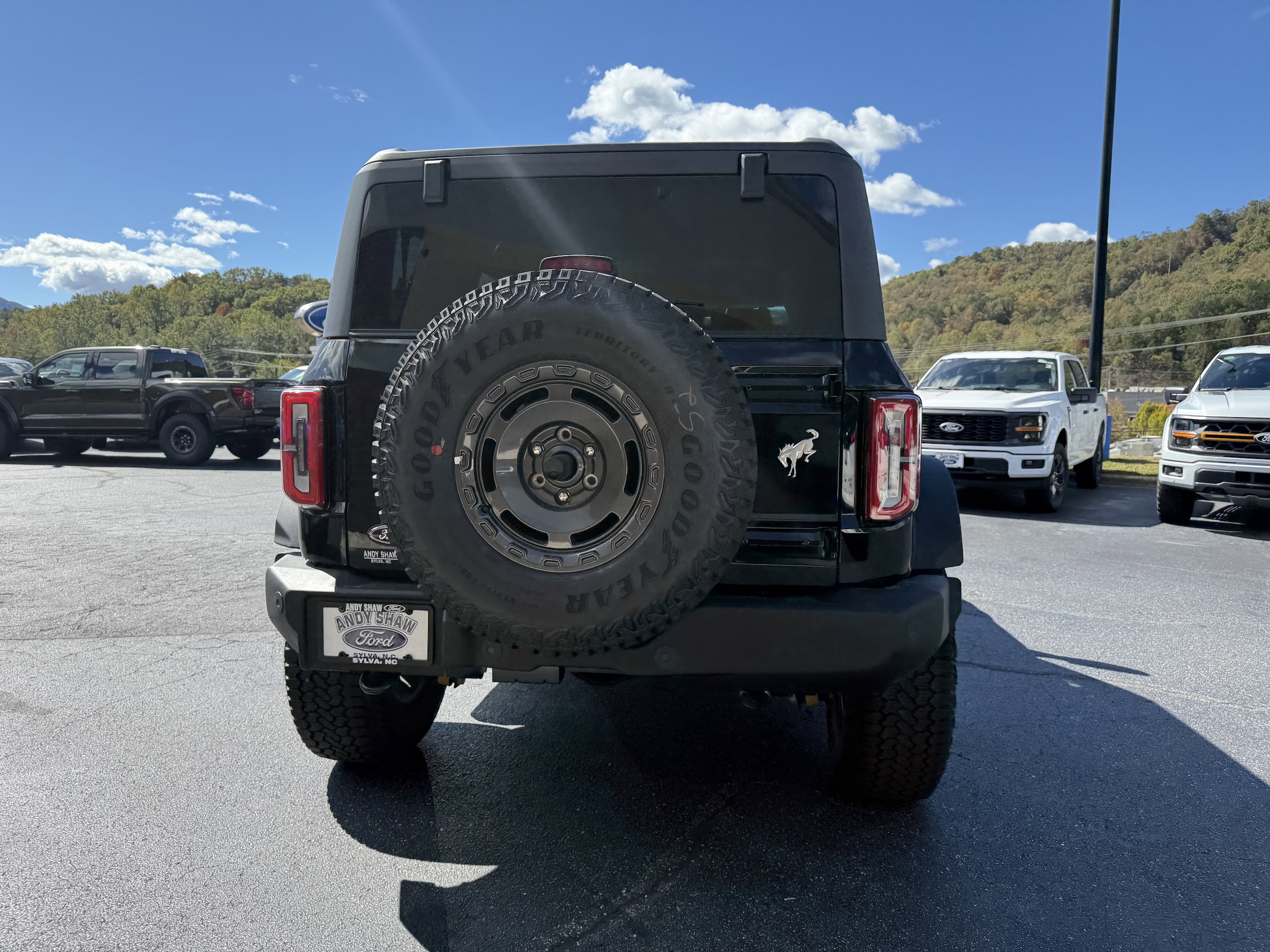 2025 Ford Bronco 4-Door Outer Banks - Photo 13