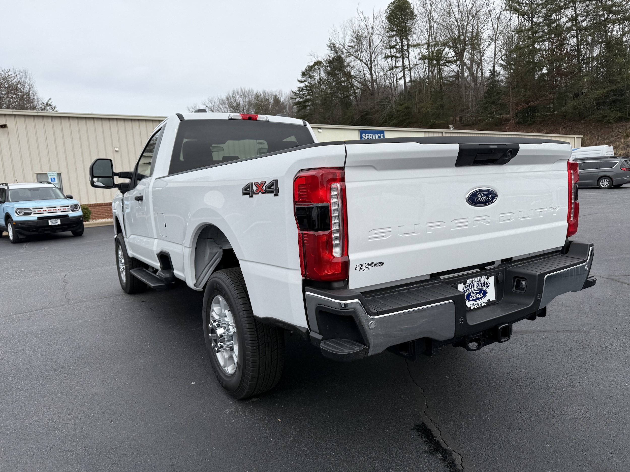2026 Ford F-350 Super Duty XLT - Photo 12