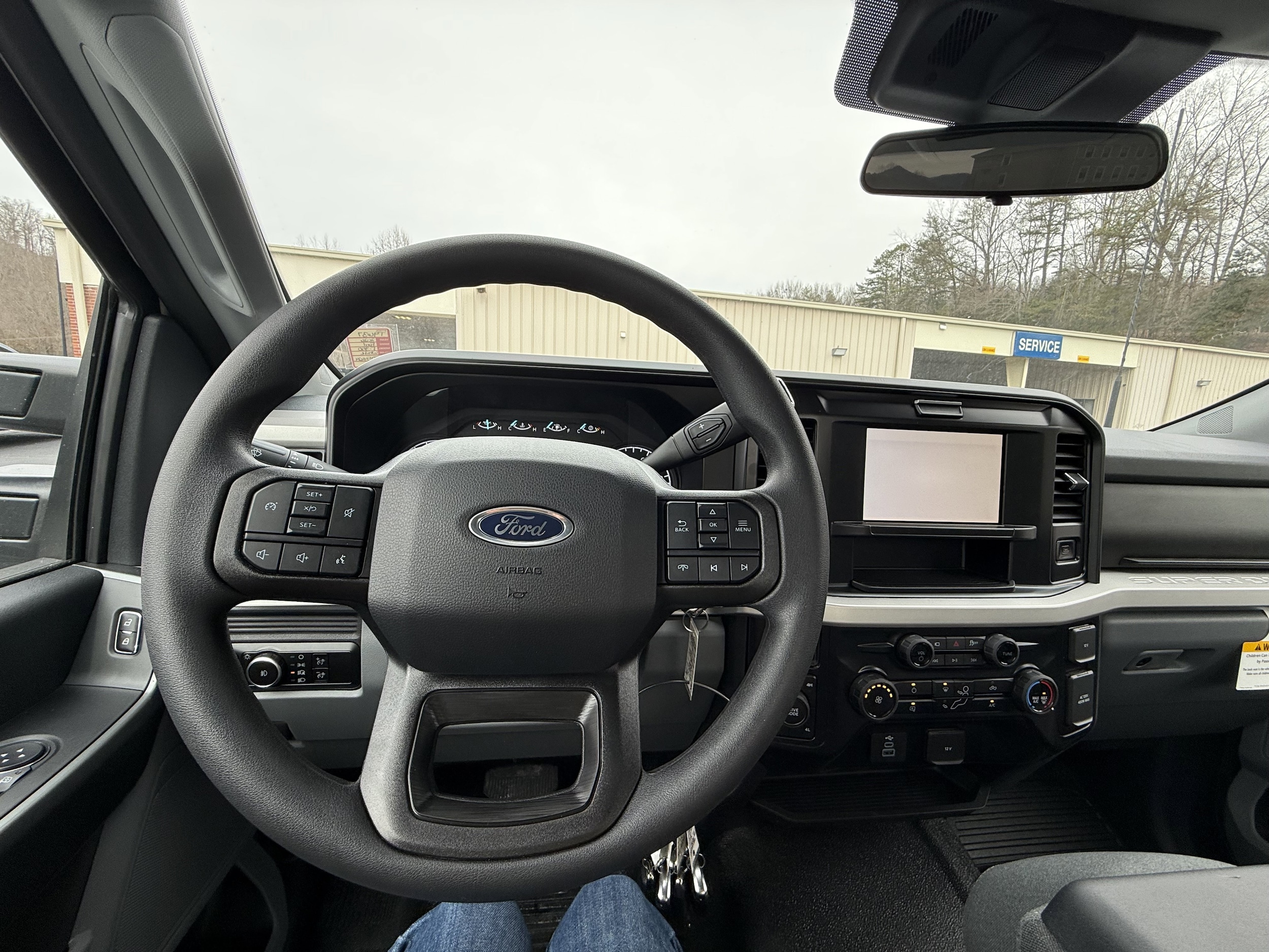 2026 Ford F-350 Super Duty XLT - Photo 8