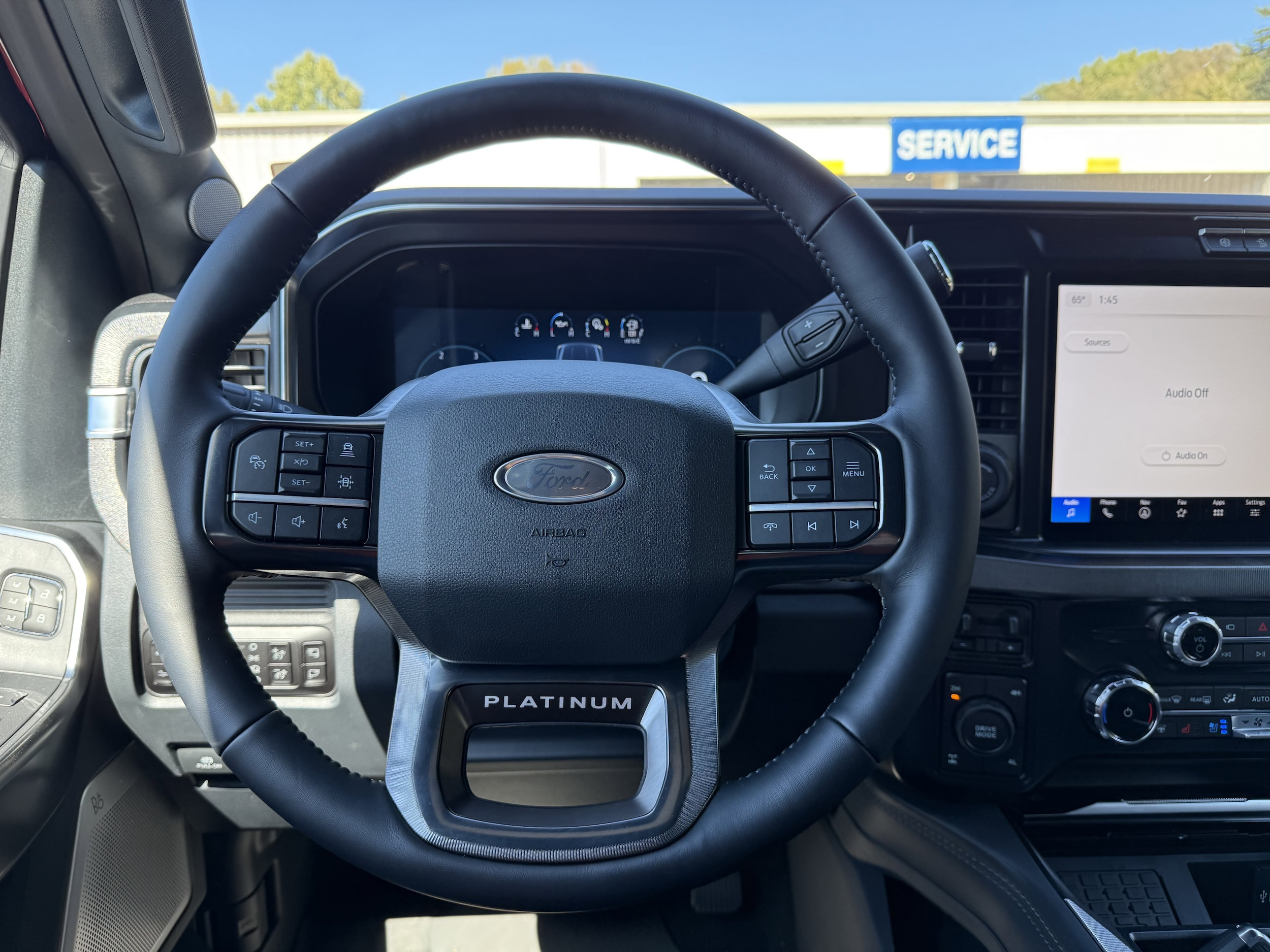 2026 Ford F-250 Super Duty Platinum - Photo 6