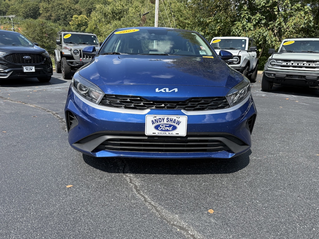 Used 2023 Kia Forte LXS Sedan