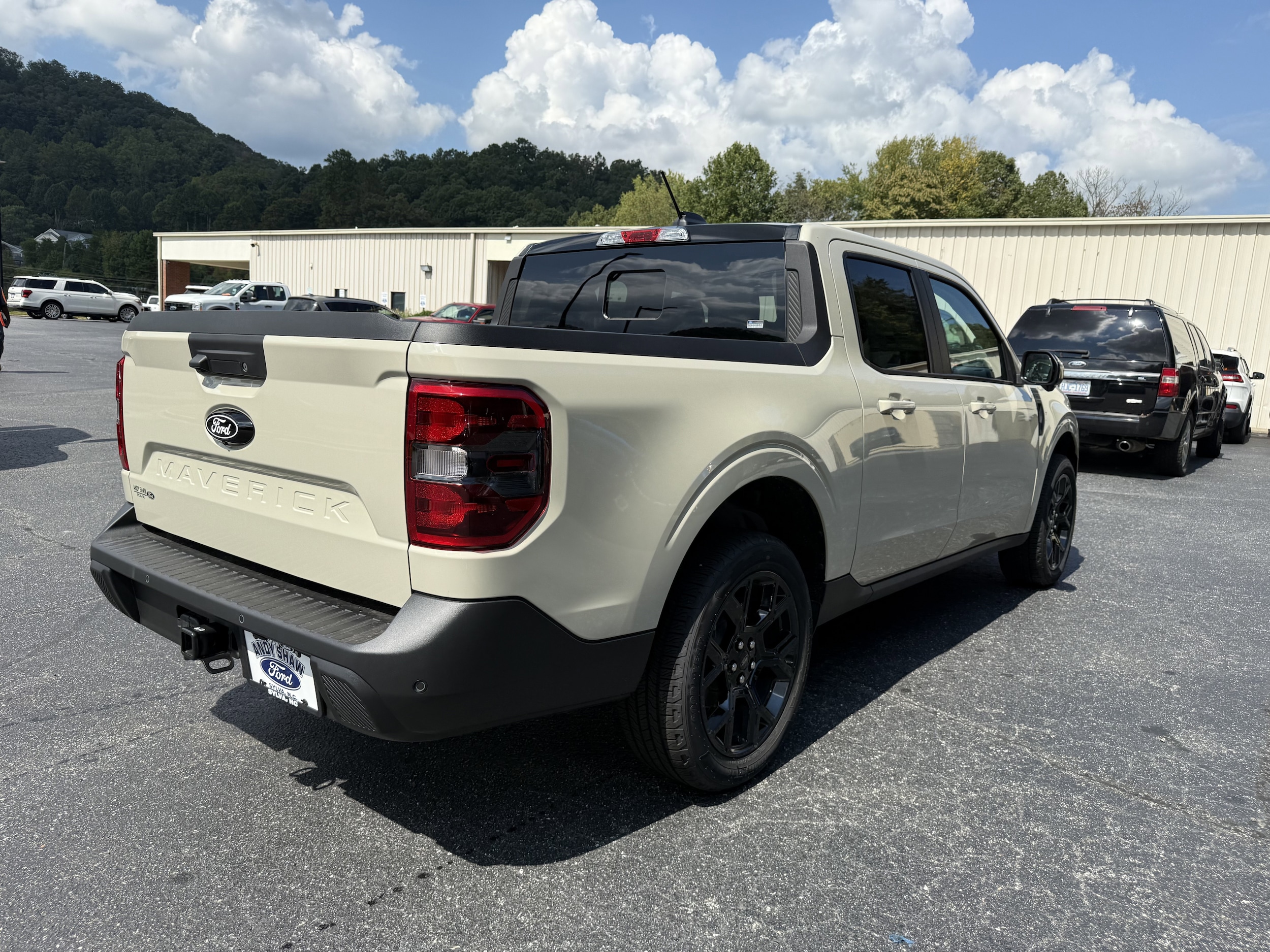 2025 Ford Maverick Lariat - Photo 18