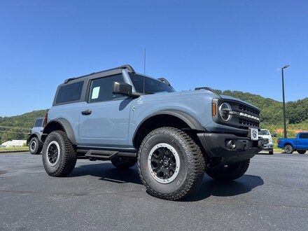 2024 Ford Bronco Black Diamond SUV