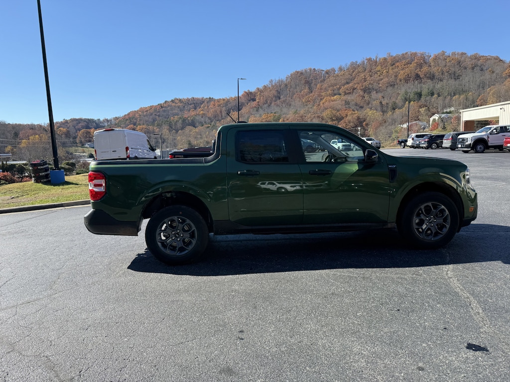 New 2025 Ford Maverick XLT TRUCK