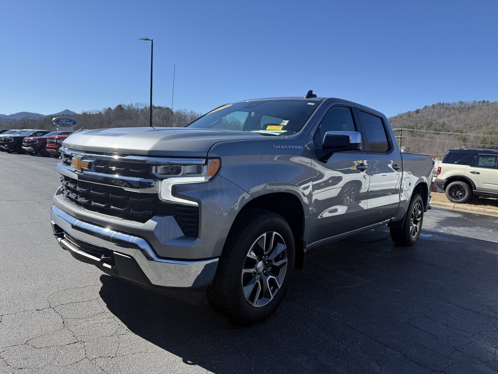 Used 2024 Chevrolet Silverado 1500 LT Truck Crew Cab