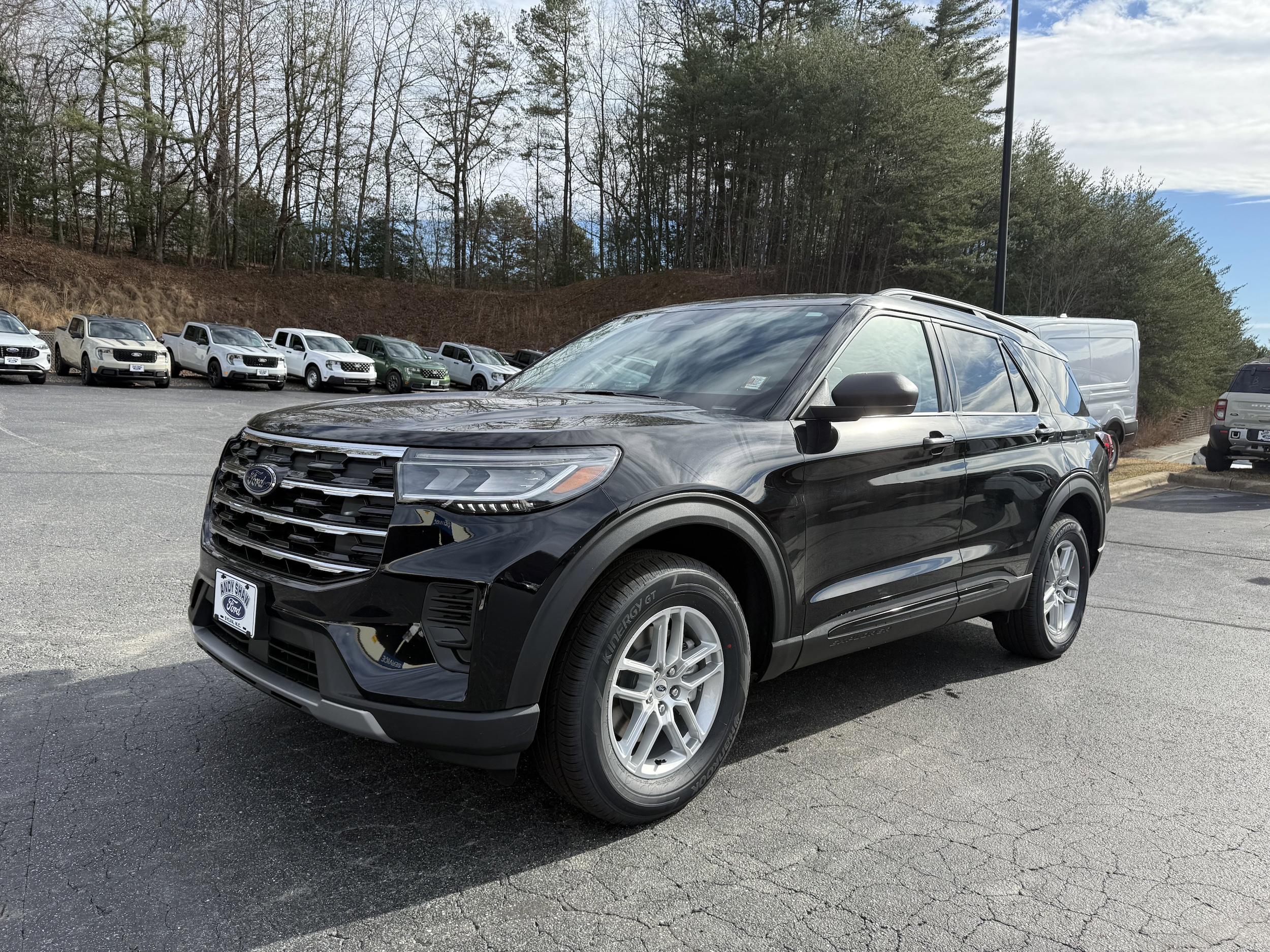 2026 Ford Explorer Active's photo
