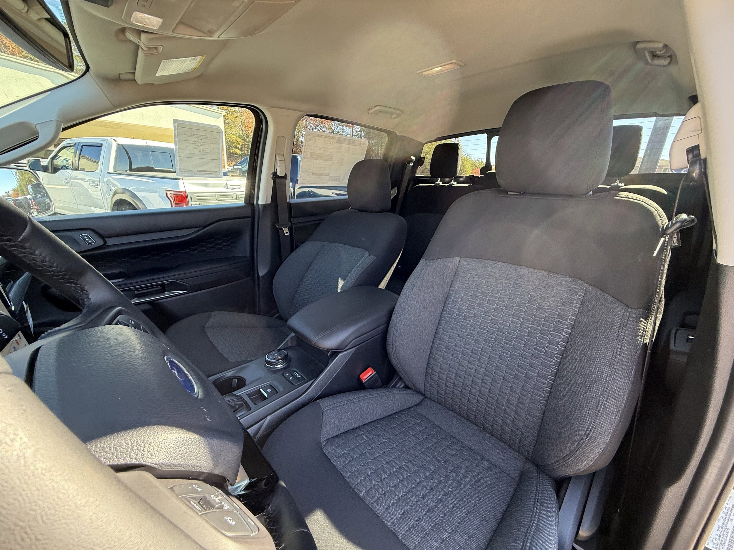 2025 Ford Ranger XLT - Photo 8