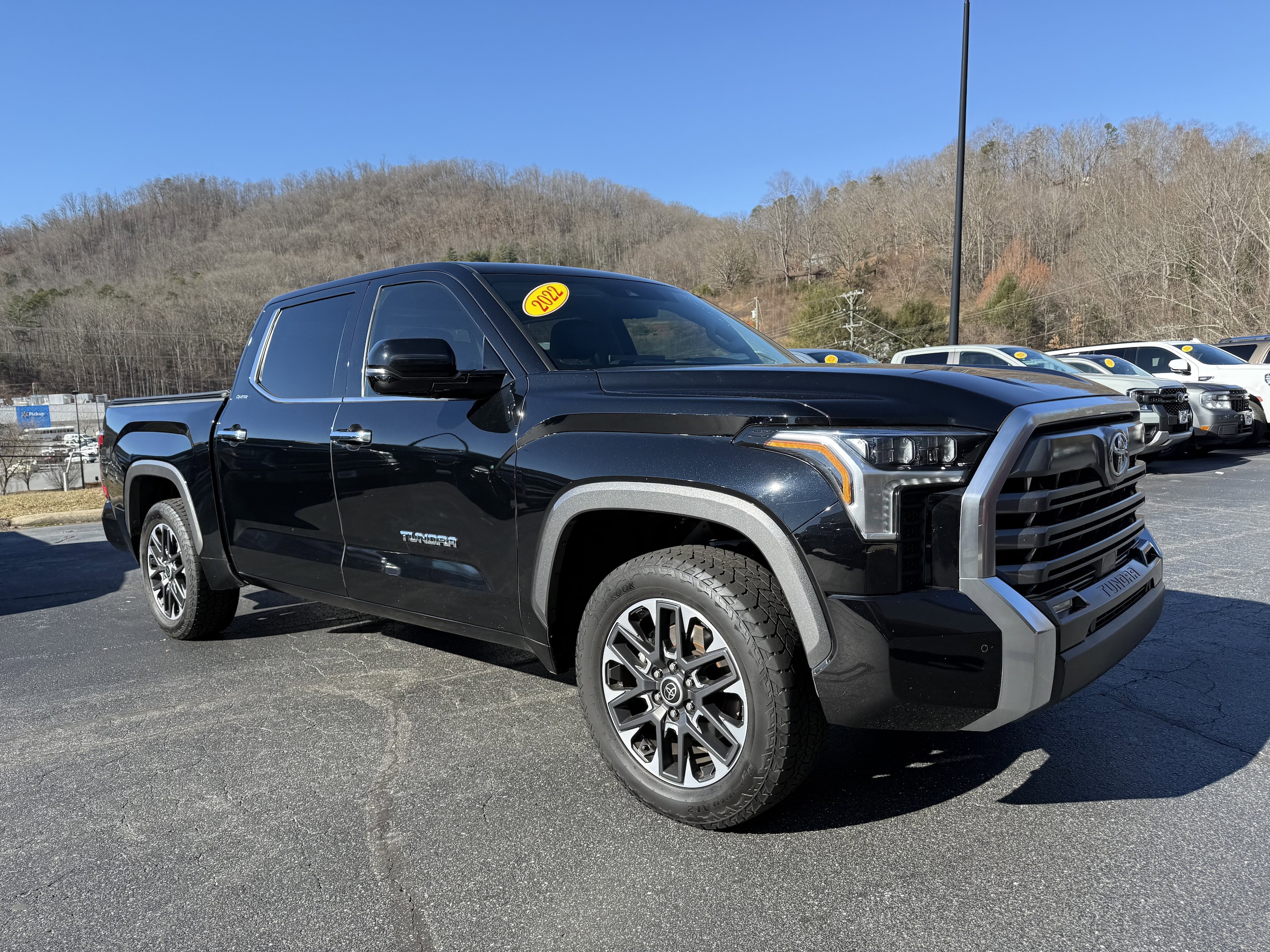 2022 Toyota Tundra Limited's photo