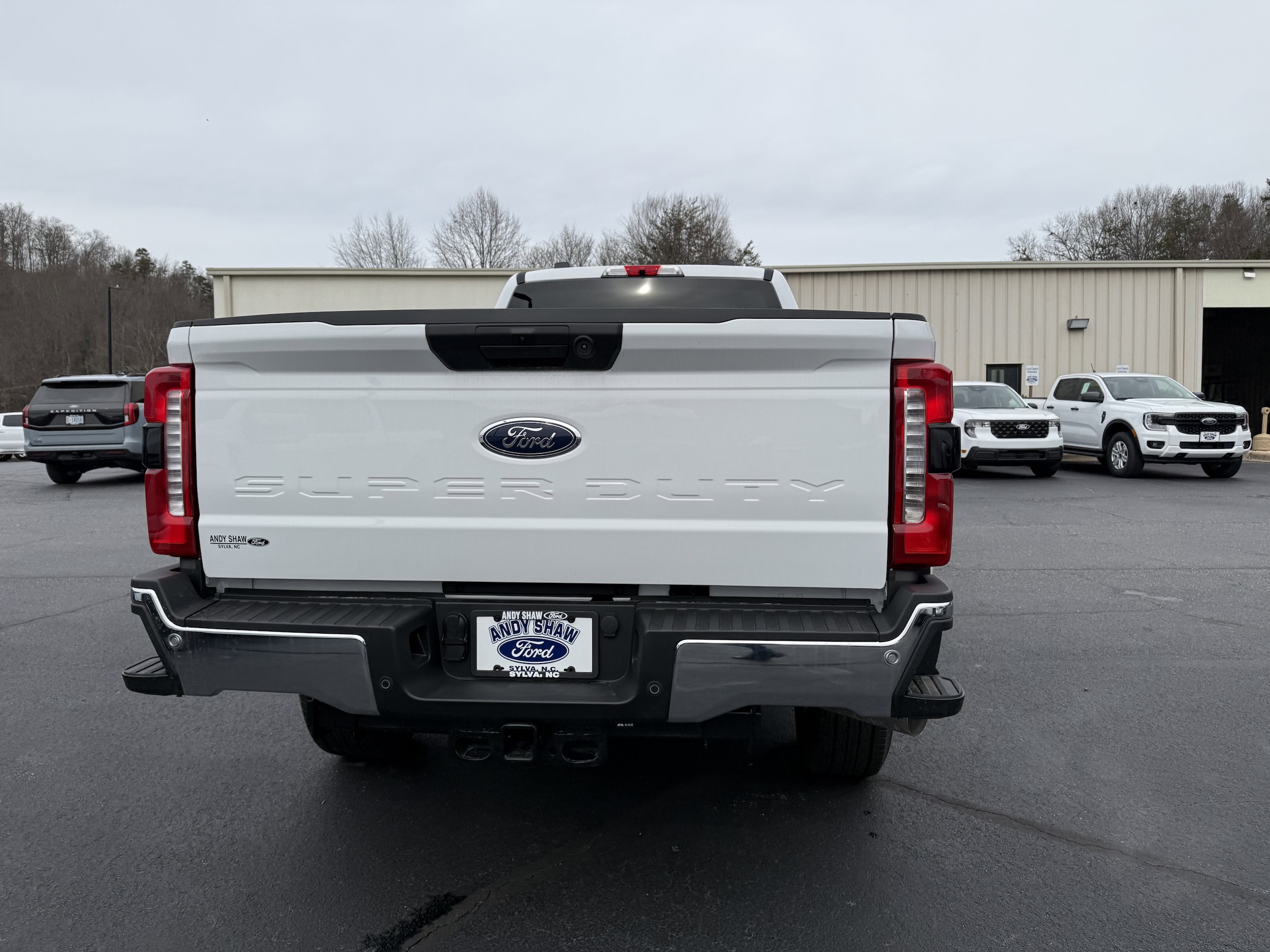 2026 Ford F-350 Super Duty XLT - Photo 14