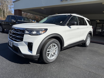 2026 Ford Explorer Active SUV