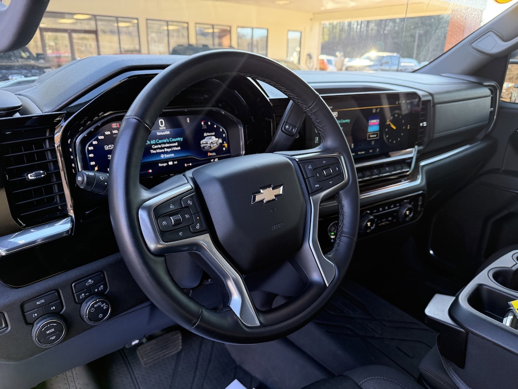 Used 2024 Chevrolet Silverado 1500 LT Truck Crew Cab