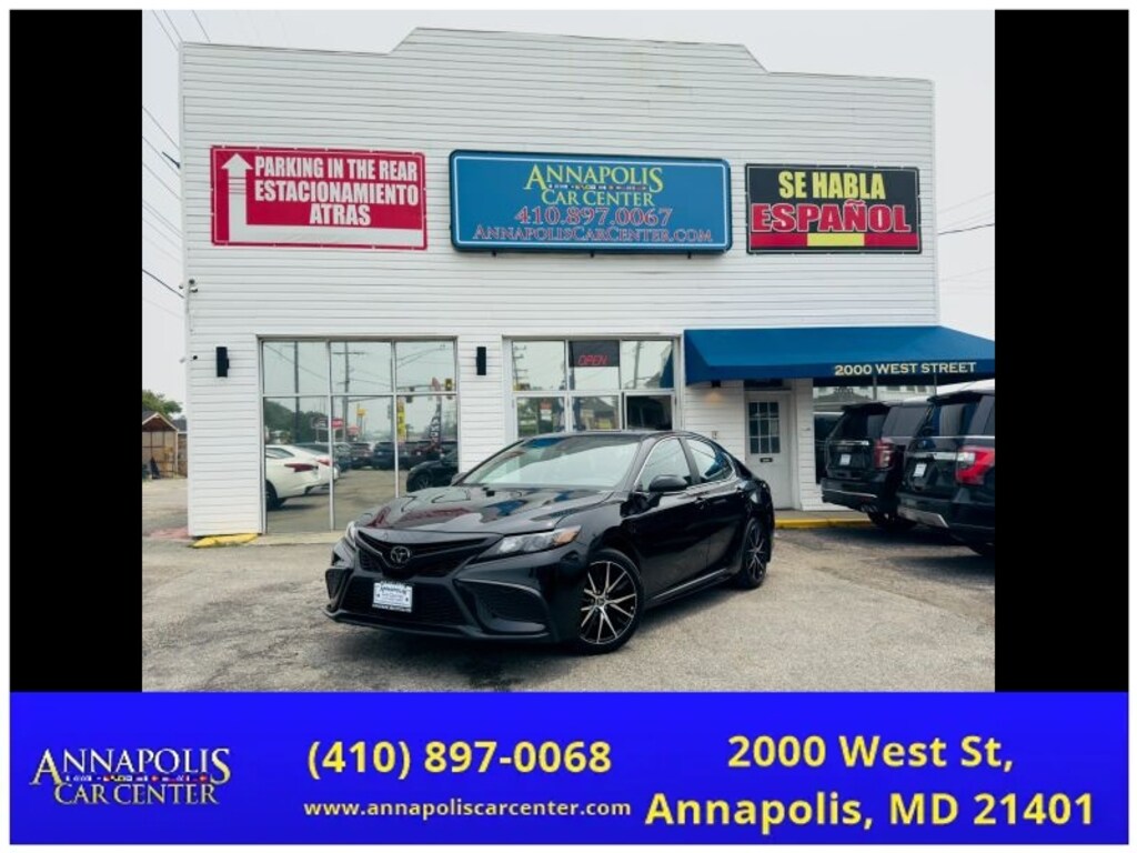Used 2024 Toyota Camry SE Sedan 4D Sedan