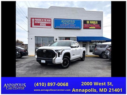 2022 Toyota Tundra Crewmax SR5 Pickup 4D 6 1/2 ft Pickup