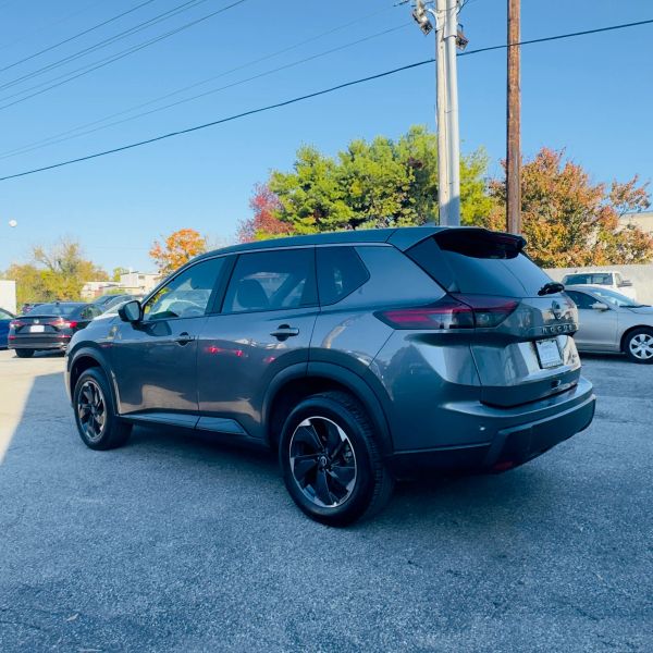 Used 2026 Nissan Rogue SV Sport Utility 4D SUV