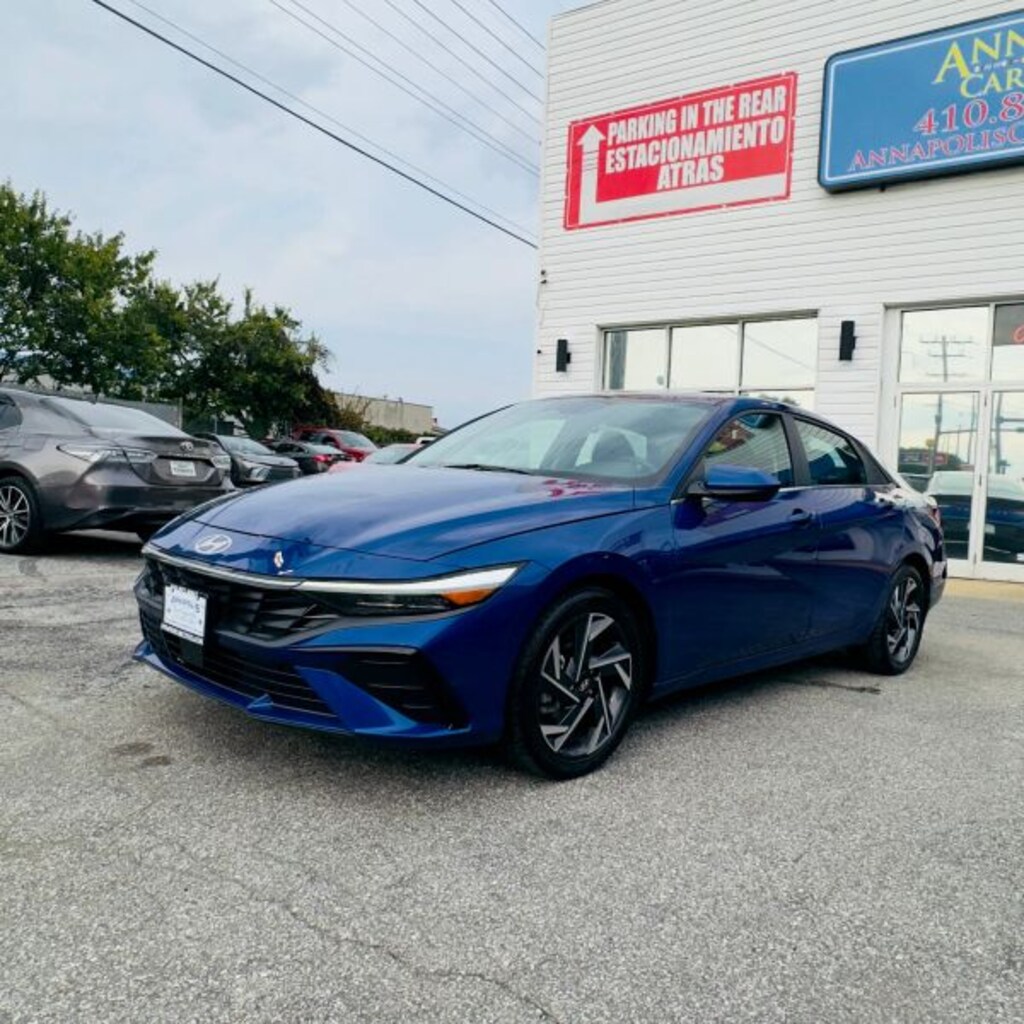 Used 2024 Hyundai Elantra SEL Sedan 4D Sedan