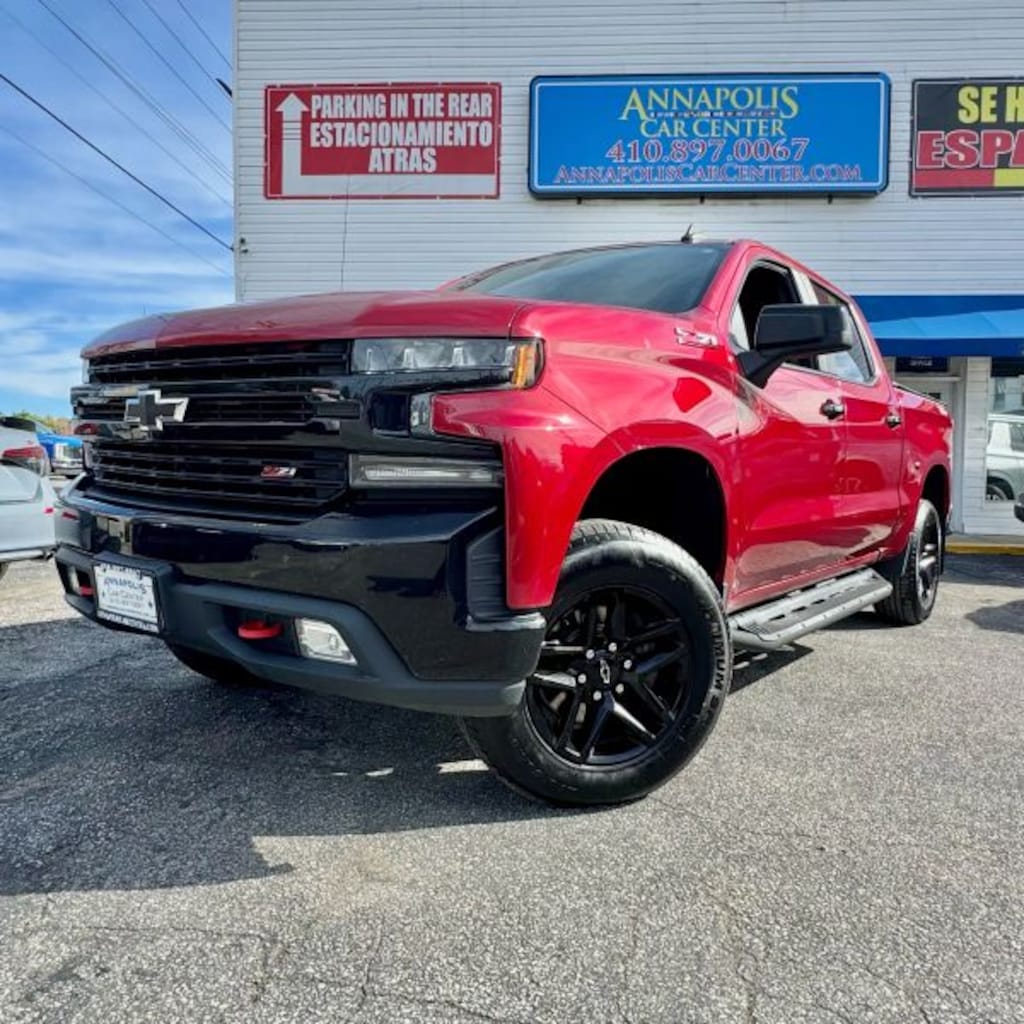 Used 2019 Chevrolet Silverado 1500 Crew Cab LT Trail Boss Pickup 4D 5 3/4 ft Pickup