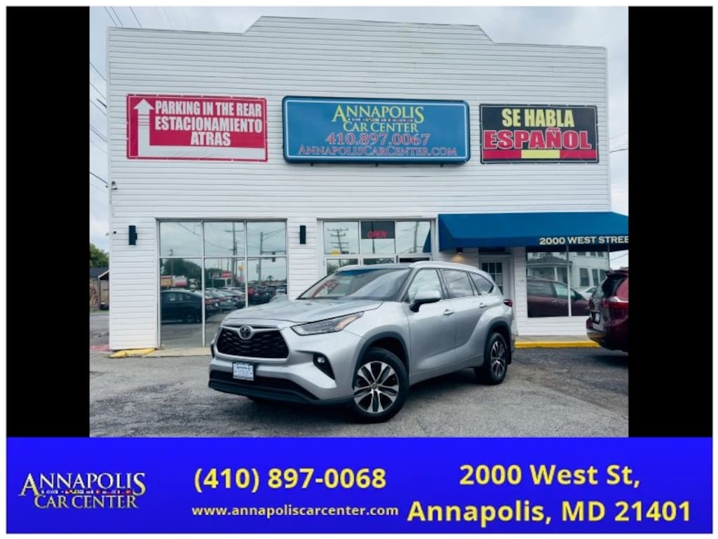 Used 2022 Toyota Highlander XLE Sport Utility 4D SUV
